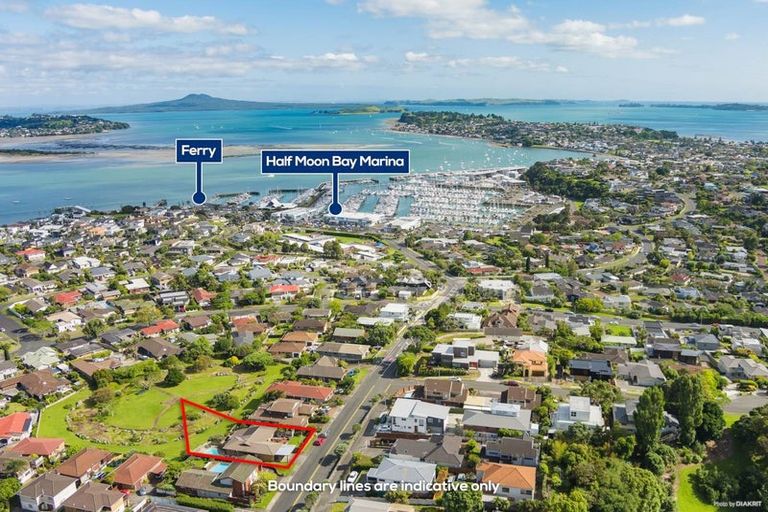 Photo of property in 37 Pigeon Mountain Road, Half Moon Bay, Auckland, 2012
