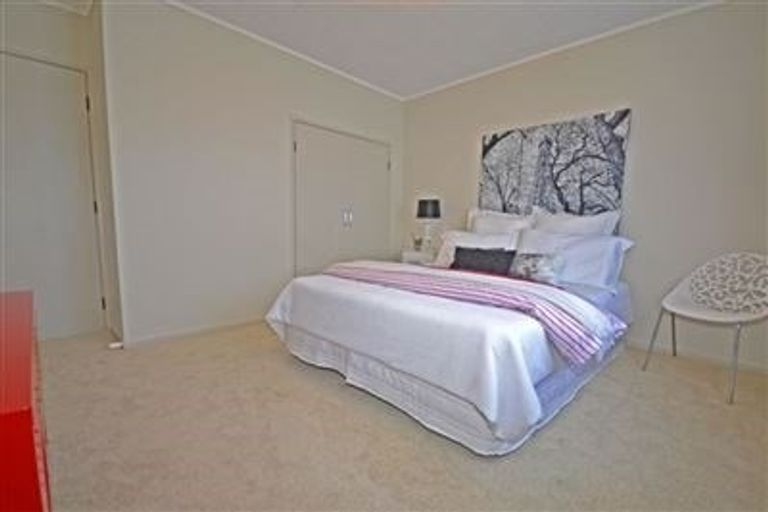 Photo of property in 150b Don Buck Road, Massey, Auckland, 0614