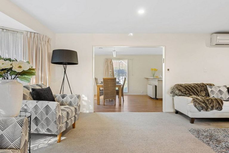 Photo of property in 2 Dalefield Drive, Cashmere, Christchurch, 8022