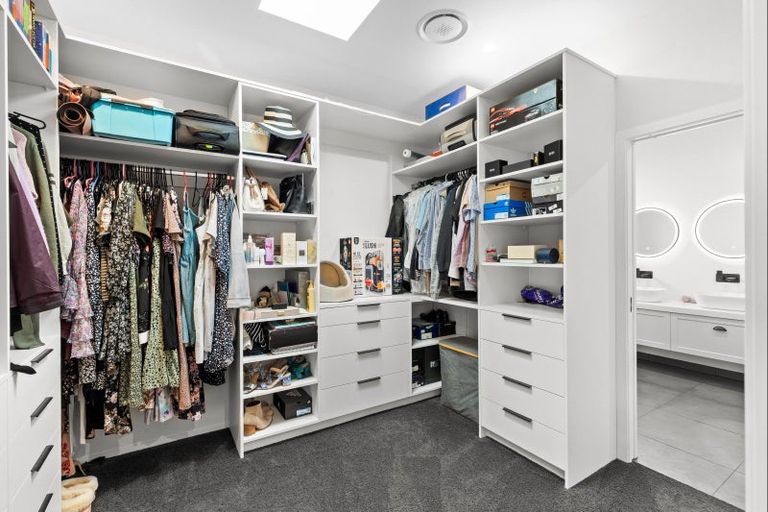 Photo of property in 7 Edenmore Terrace, Fitzherbert, Palmerston North, 4410