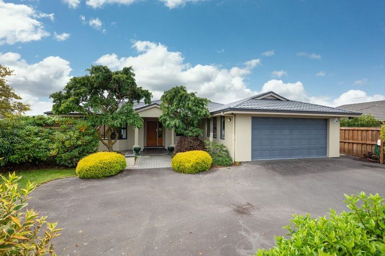 Photo of property in 13 Fenty Place, Mosgiel, 9024