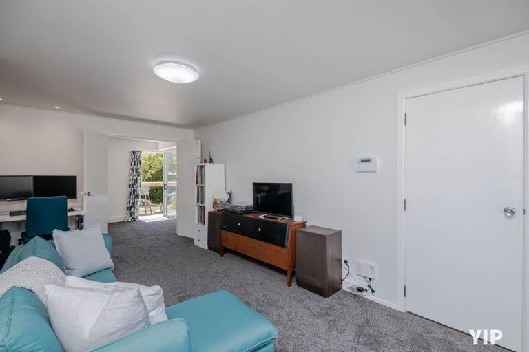 Photo of property in 43 Carluke Street, Paparangi, Wellington, 6037
