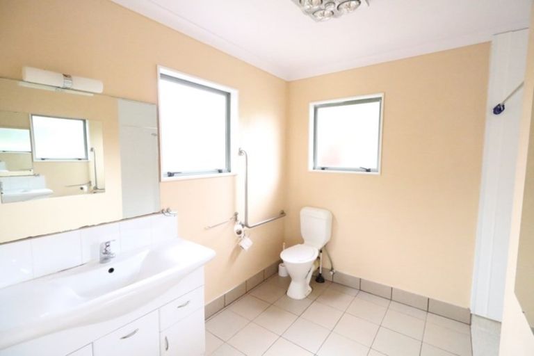 Photo of property in 42 Vogel Street, Shannon, 4821