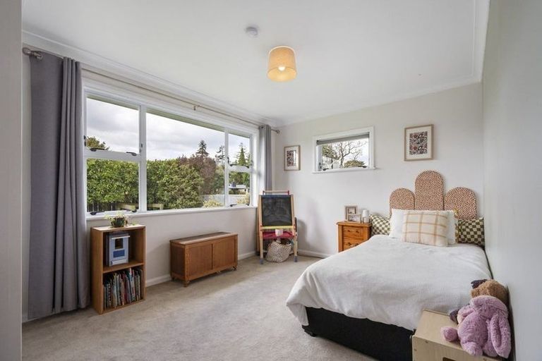 Photo of property in 42 Park Road, West End, Palmerston North, 4412