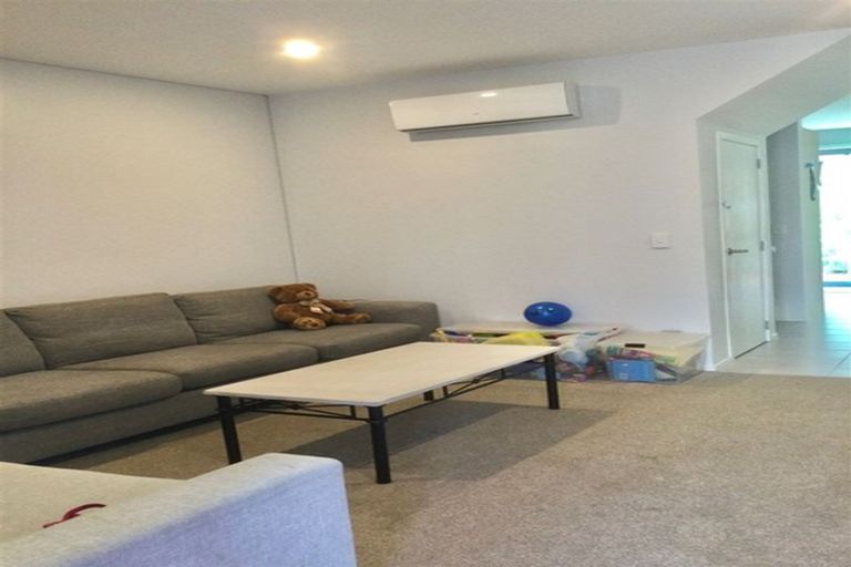 Photo of property in 36 Ceramic Lane, New Lynn, Auckland, 0600