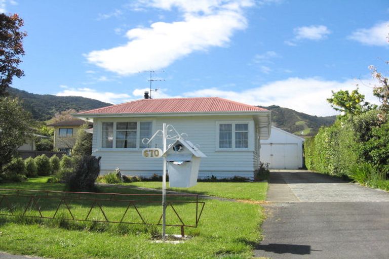 Photo of property in 670 Atawhai Crescent, Atawhai, Nelson, 7010