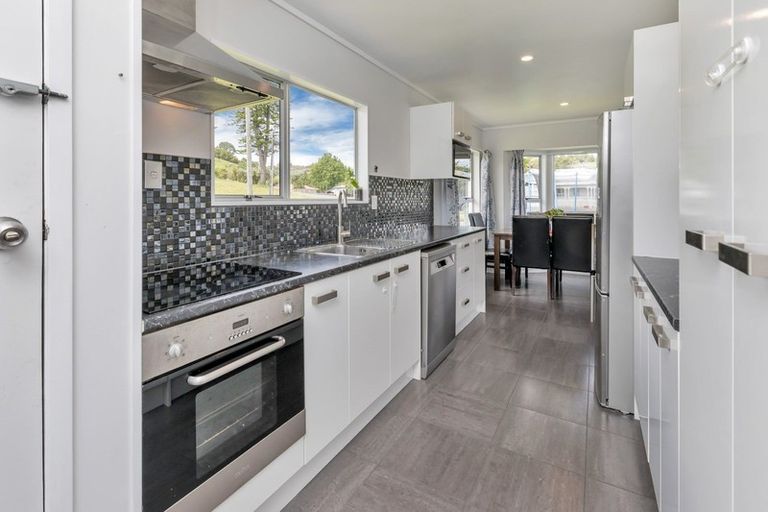 Photo of property in 1 Belton Place, Hikurangi, 0114