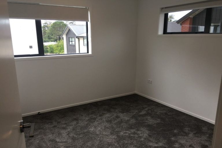 Photo of property in 11/10 Wilsher Crescent, Henderson, Auckland, 0612