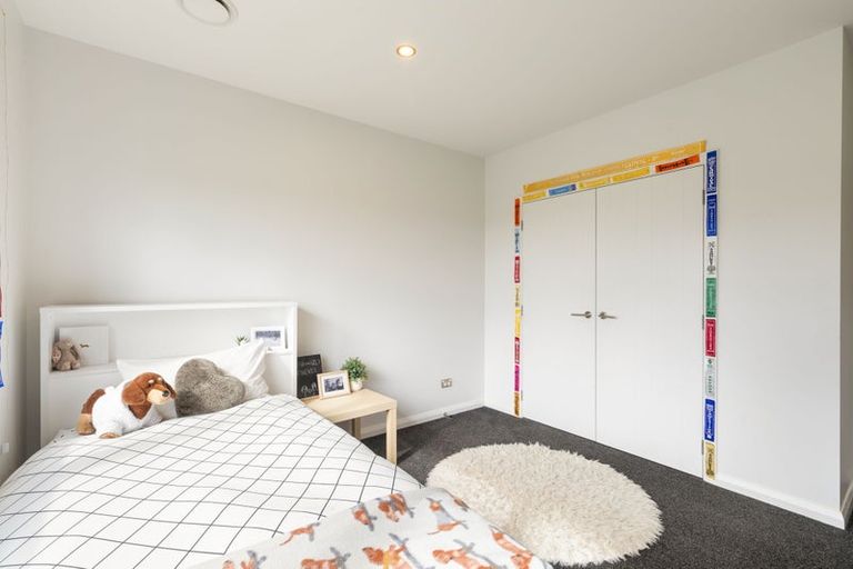 Photo of property in 26 Tula Lane, Kelvin Grove, Palmerston North, 4470