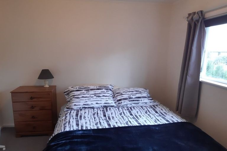 Photo of property in 37 Kowhai Terrace, Saint Martins, Christchurch, 8022