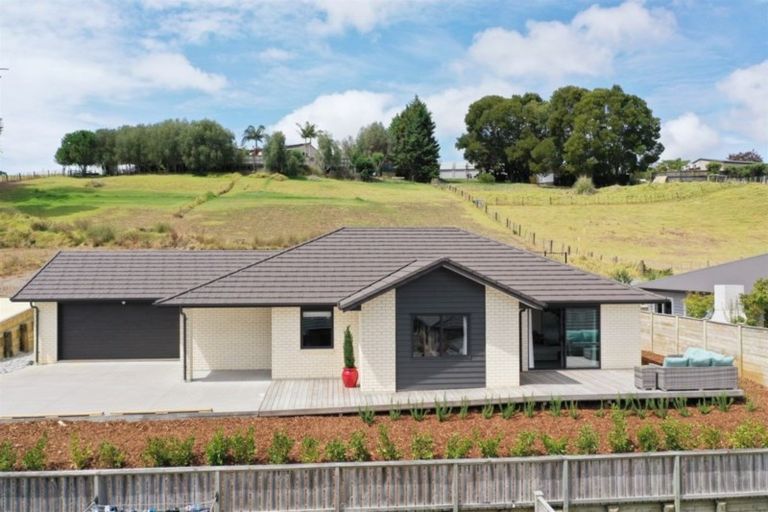 Photo of property in 36 Anne Burton Drive, Warkworth, 0910