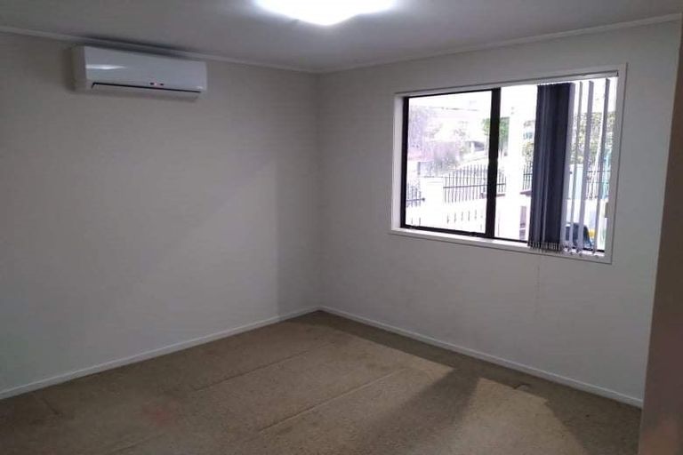 Photo of property in 89 Brunner Road, Glen Eden, Auckland, 0602