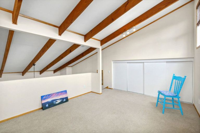 Photo of property in 10 Redwood Crescent, Westown, New Plymouth, 4310