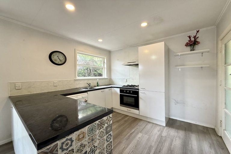 Photo of property in 4 Pollard Street, Wainuiomata, Lower Hutt, 5014