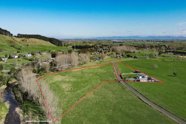 Photo of property in 72 Neavesville Road, Puriri, Thames, 3578