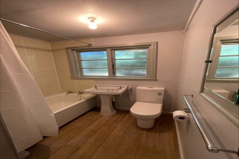 Photo of property in 170 Papanui Road, Merivale, Christchurch, 8014