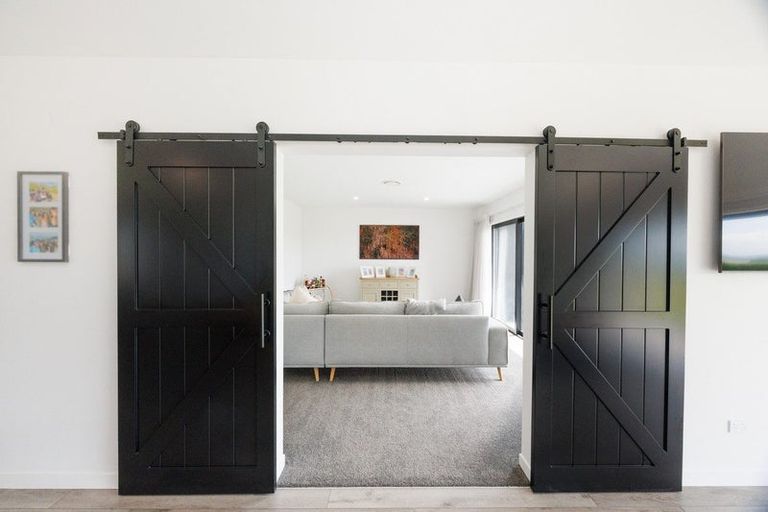 Photo of property in 2 Mataki Lane, Halcombe, 4779