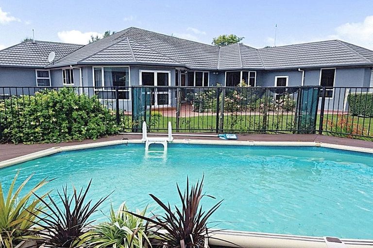 Photo of property in 4 Stanton Place, Woodend, 7610