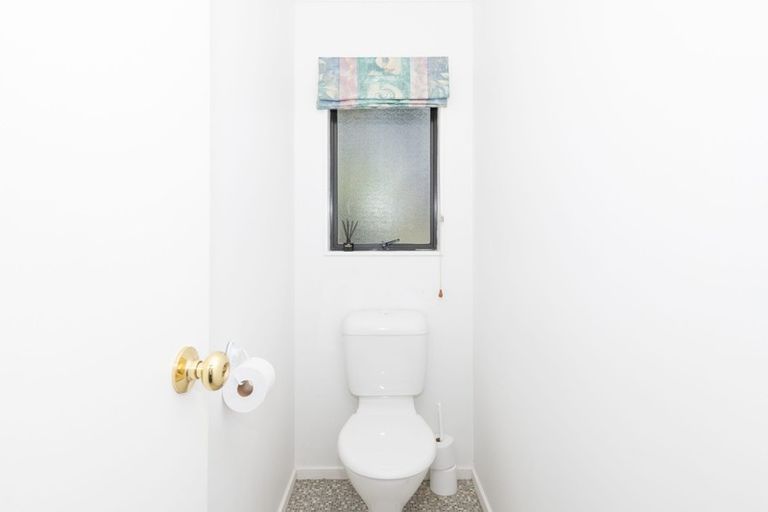 Photo of property in 6 Maracas Crescent, Grenada Village, Wellington, 6037