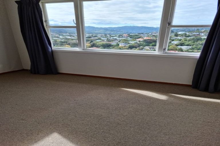 Photo of property in 3 Voltaire Street, Karori, Wellington, 6012