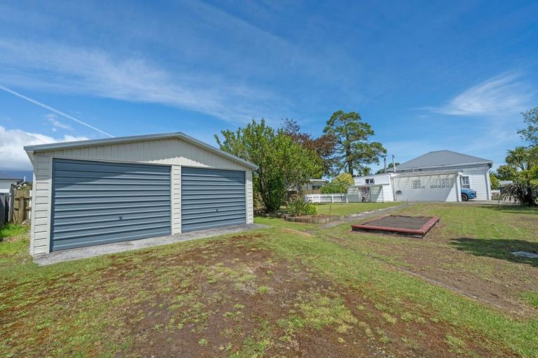 Photo of property in 133 Russell Street, Westport, 7825