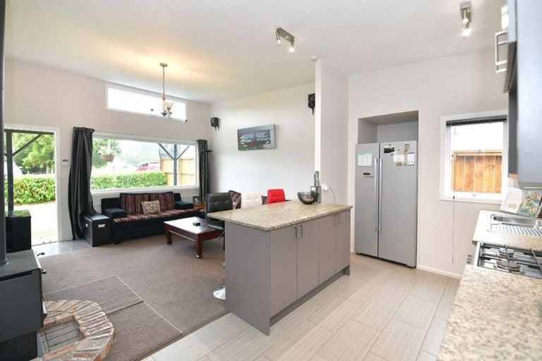 Photo of property in 1097 Kahikatea Flat Road, Waitoki, Kaukapakapa, 0871