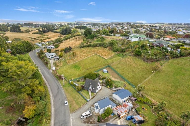 Photo of property in 11 Roxby Street, South Hill, Oamaru, 9400