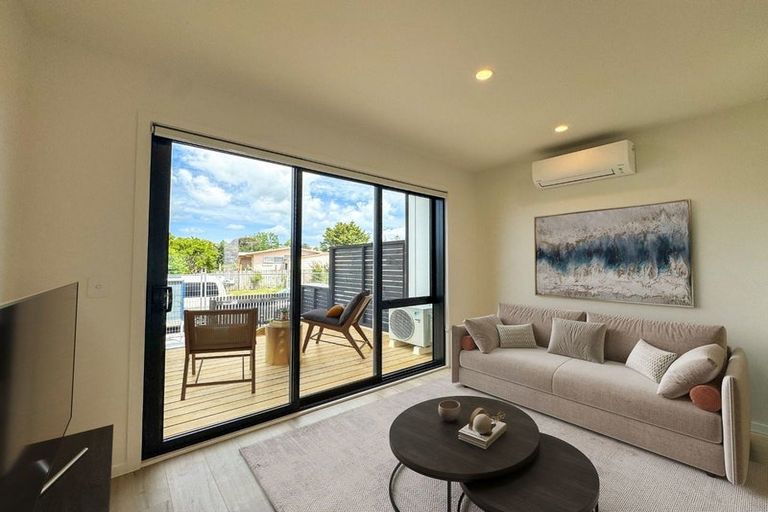 Photo of property in 30d Flaxdale Street, Birkdale, Auckland, 0626