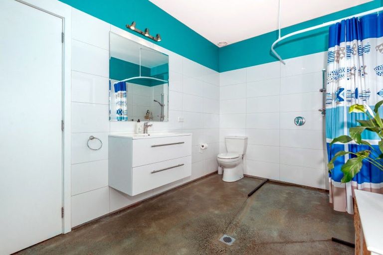 Photo of property in 1266 Wharerata Road, Muriwai, Gisborne, 4072