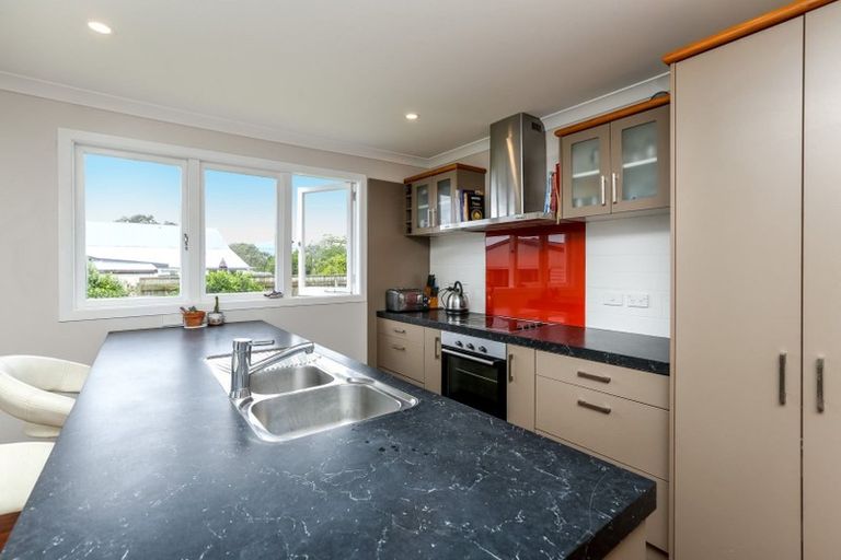 Photo of property in 5 Old South Road, Okato, 4335