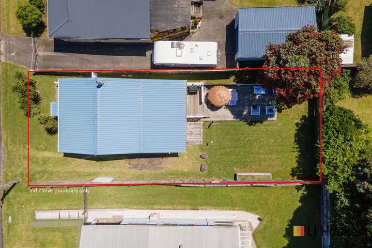 Photo of property in 18 Marine Avenue, Waihi Beach, 3611