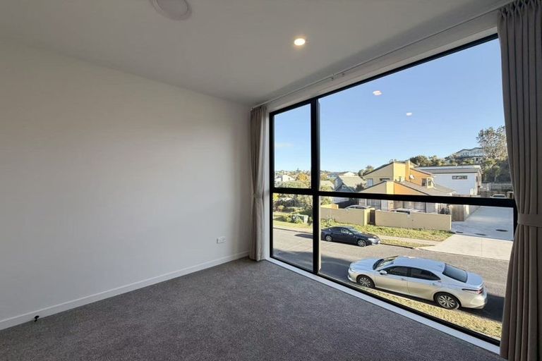 Photo of property in 13a King Richard Place, Browns Bay, Auckland, 0630