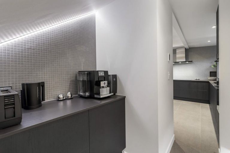 Photo of property in 18b Apirana Avenue, Glen Innes, Auckland, 1072