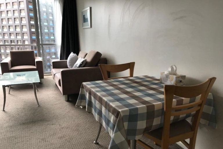 Photo of property in Terrace Heights Apartments, 2/163p The Terrace, Wellington Central, Wellington, 6011