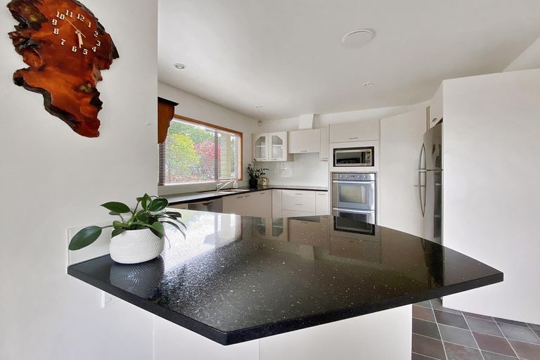 Photo of property in 4 Kerikeri Grove, Kerikeri, 0230