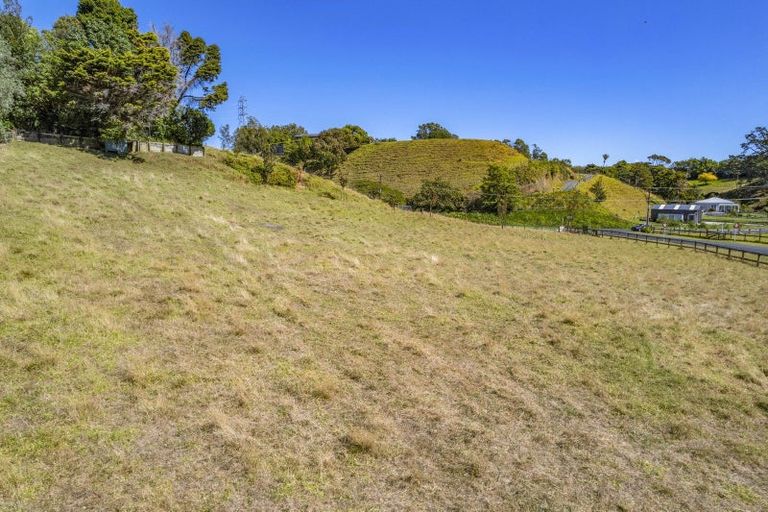 Photo of property in 12 Ridgewood Drive, Ridgewood, New Plymouth, 4371