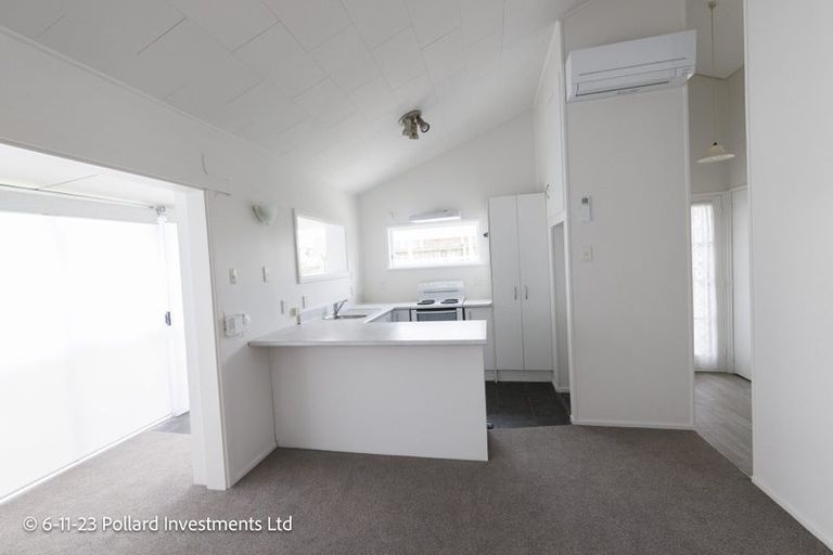 Photo of property in 1/3 Alana Place, Mount Wellington, Auckland, 1060