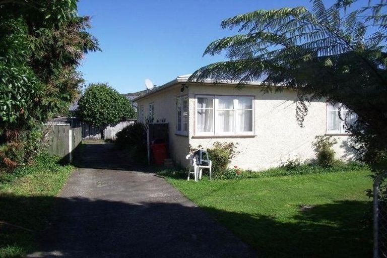 Photo of property in 29 Burden Avenue, Wainuiomata, Lower Hutt, 5014
