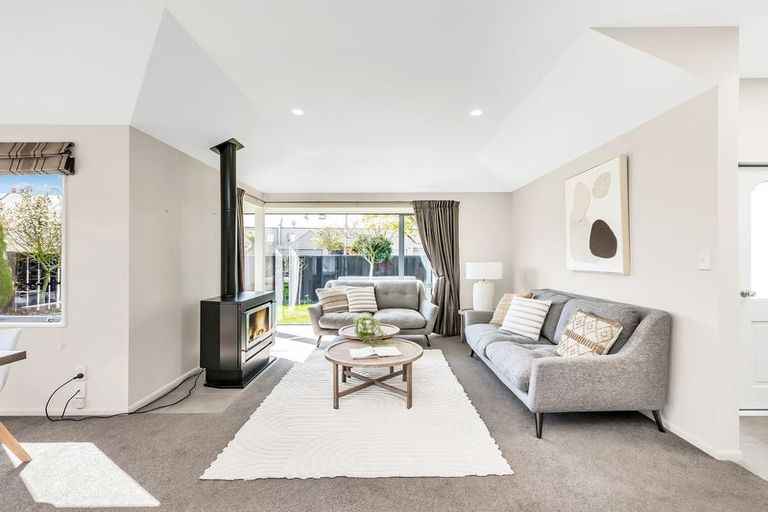 Photo of property in 35 Beechwood Drive, Northwood, Christchurch, 8051