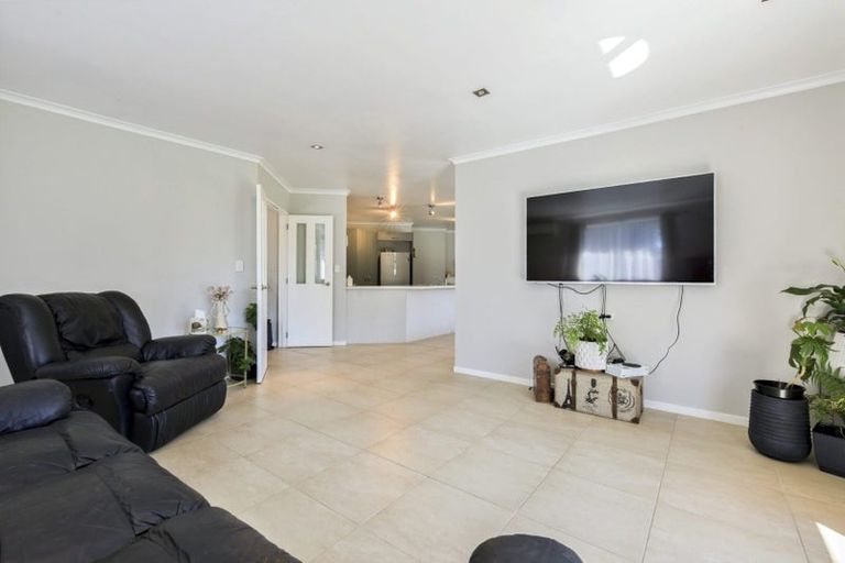 Photo of property in 107 High Street, Oxford, 7430