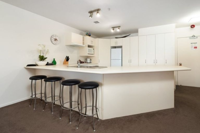 Photo of property in 5/3 Maunganui Road, Mount Maunganui, 3116