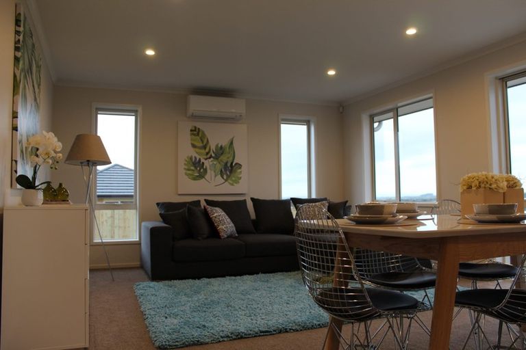 Photo of property in 12 Ulcoats Lane, Pokeno, 2402