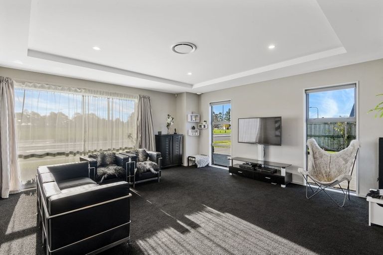 Photo of property in 73 Dynes Road, Rolleston, 7615