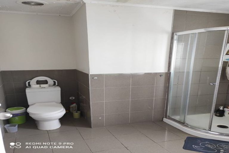 Photo of property in 36a Great South Road, Manurewa, Auckland, 2102