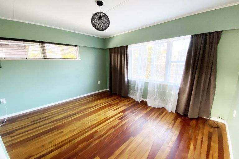 Photo of property in 61 Buick Crescent, Awapuni, Palmerston North, 4412