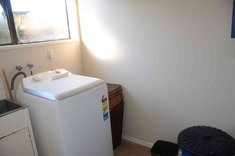 Photo of property in 12 Mchaffies Place, Wainoni, Christchurch, 8061