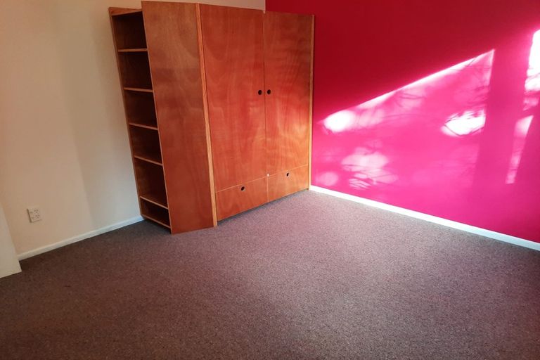 Photo of property in 62 Mortimer Terrace, Brooklyn, Wellington, 6021