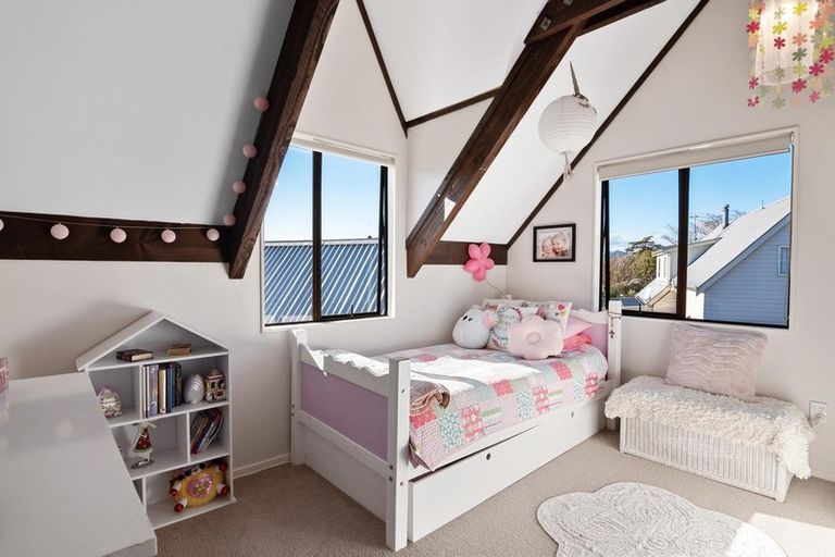 Photo of property in 17 Harcourt Place, Wakefield, 7025