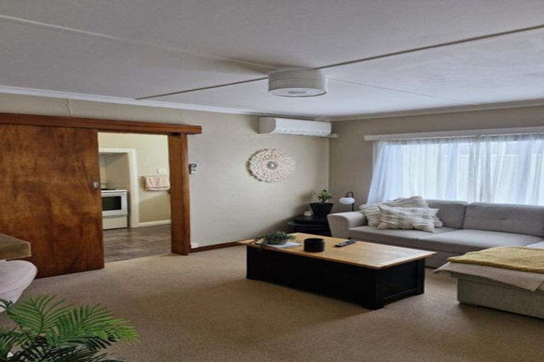 Photo of property in 11a Selwyn Street, Lower Vogeltown, New Plymouth, 4310