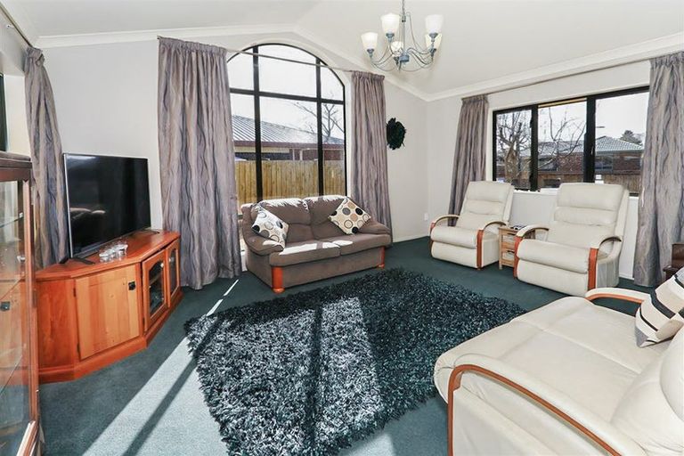 Photo of property in 23 Admiral Crescent, Flagstaff, Hamilton, 3210